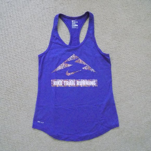 nike trail tank top